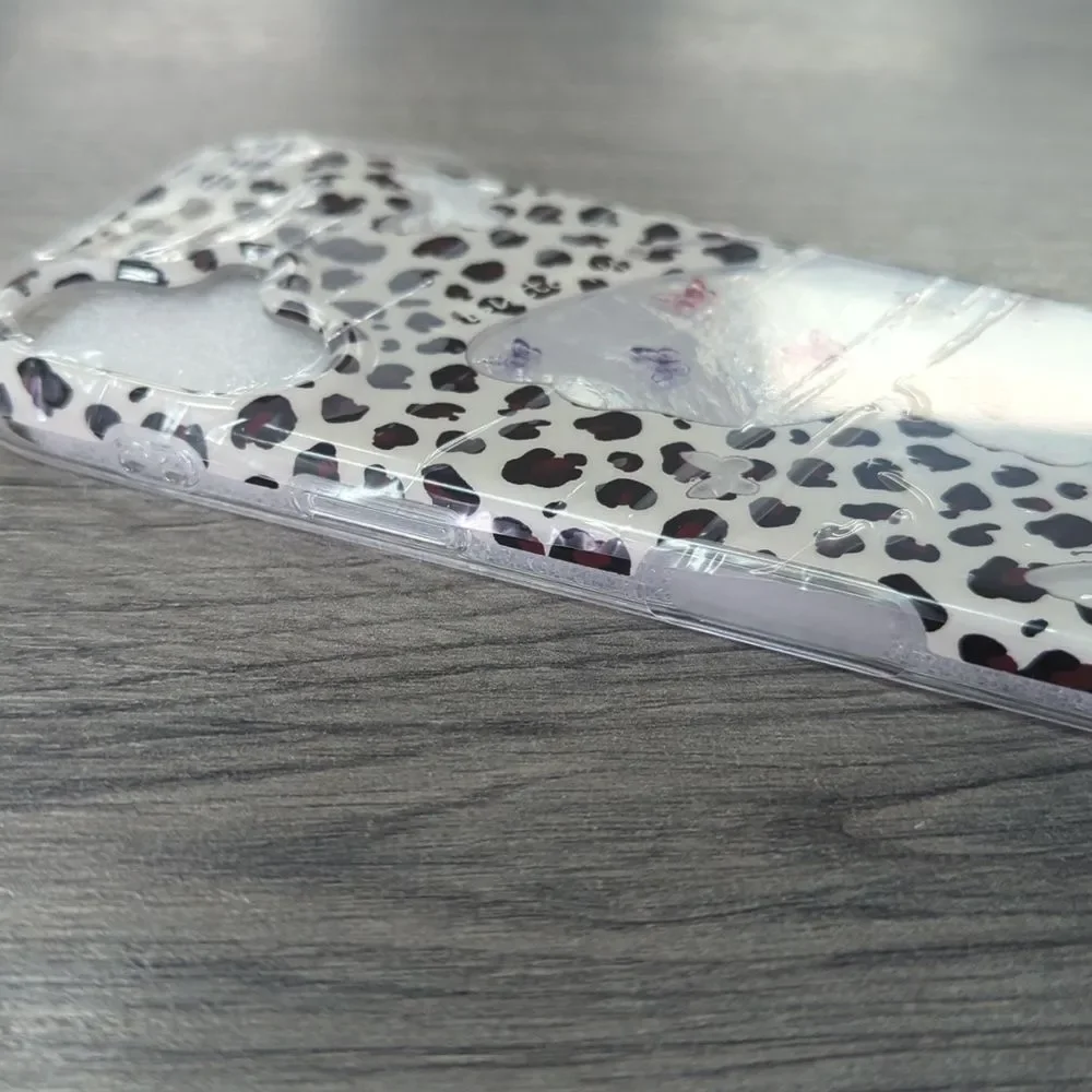 iPhone 17 Leopard Butterfly Phone Case